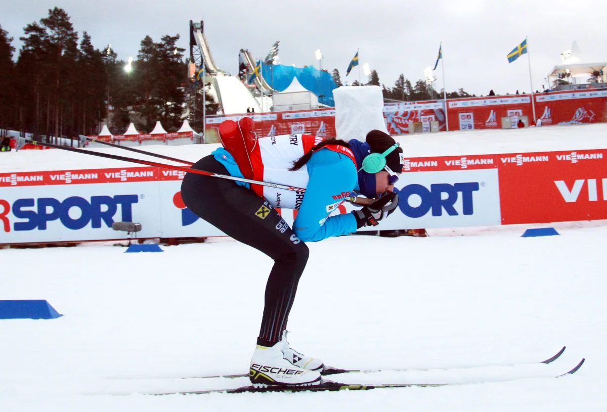 Justyna Kowalczyk od dawna krytykuje Polski Związek Narciarski za zbyt małe zaangażowanie w biegi. Po słabych startach w mistrzostwach świata w Falun krytycznie o władzach zaczęli się wypowiadać mężczyźni. "Trzeba spiąć d… i dużo zmienić" - wyznał Sebastian Gazurek. 
