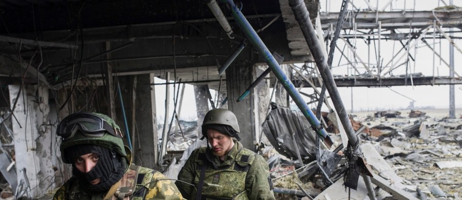 Z Donbasu uciekło już 2 miliony Ukraińców - donoszą władze w Kijowie i Moskwie. Od ubiegłego roku trwa tam konflikt zbrojny między ukraińskimi siłami rządowymi i prorosyjskimi separatystami.