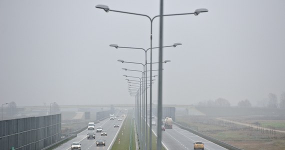 Wygląda na to, że koniec kilkuletniego sporu miedzy Generalną Dyrekcją Dróg Krajowych i Autostrad i firmą Covec jest coraz bliżej.  Chińska firma budująca autostradę A2 chce pozasądowego zakończenia sporu i liczy na to, że kwota 70 milionów złotych wystarczy na pokrycie wszystkich żądań polskiego inwestora.