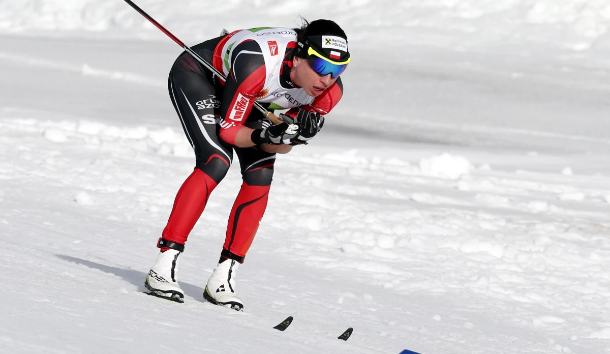 Justyna Kowalczyk zajęła 17. miejsce w biegu na 30 km narciarskich mistrzostw świata w Falun. Wygrała Norweżka Therese Johaug, prowadząc samotnie przez większą część dystansu.
