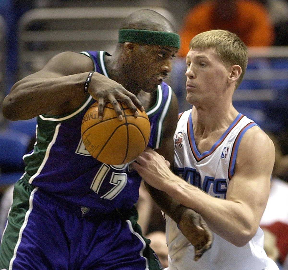 W wieku 48 lat zmarł były koszykarz NBA Anthony Mason. Jego największym sukcesem był udział w finałach ligi w 1994 roku w barwach New York Knicks. Na parkietach NBA rozegrał 13 sezonów. Miał kłopoty z sercem zdiagnozowane na początku miesiąca.