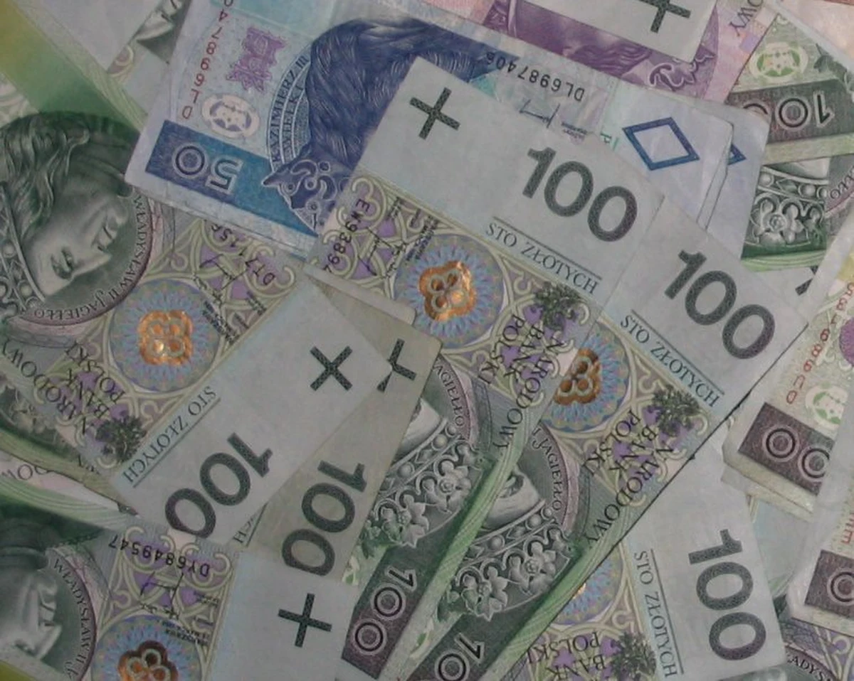 Ponad 630 tysięcy złotych odszkodowania dostaną spadkobiercy dawnej właścicielki gospodarstwa w Nagladach na Warmii - tak zdecydował sąd w Olsztynie. Gdy kobieta wyjechała do Niemiec, jej gospodarstwo przejęło państwo. Cztery lata temu ta decyzja została unieważniona. 