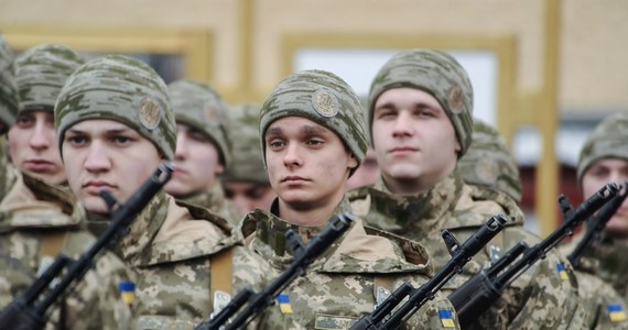 700 tysięcy złotych wydał do tej pory rząd na leczenie w Polsce ukraińskich żołnierzy rannych podczas walk w Donbasie - dowiedział się reporter RMF FM Krzysztof Zasada. Do polskich szpitali trafiło dotąd ponad 40 wojskowych. 