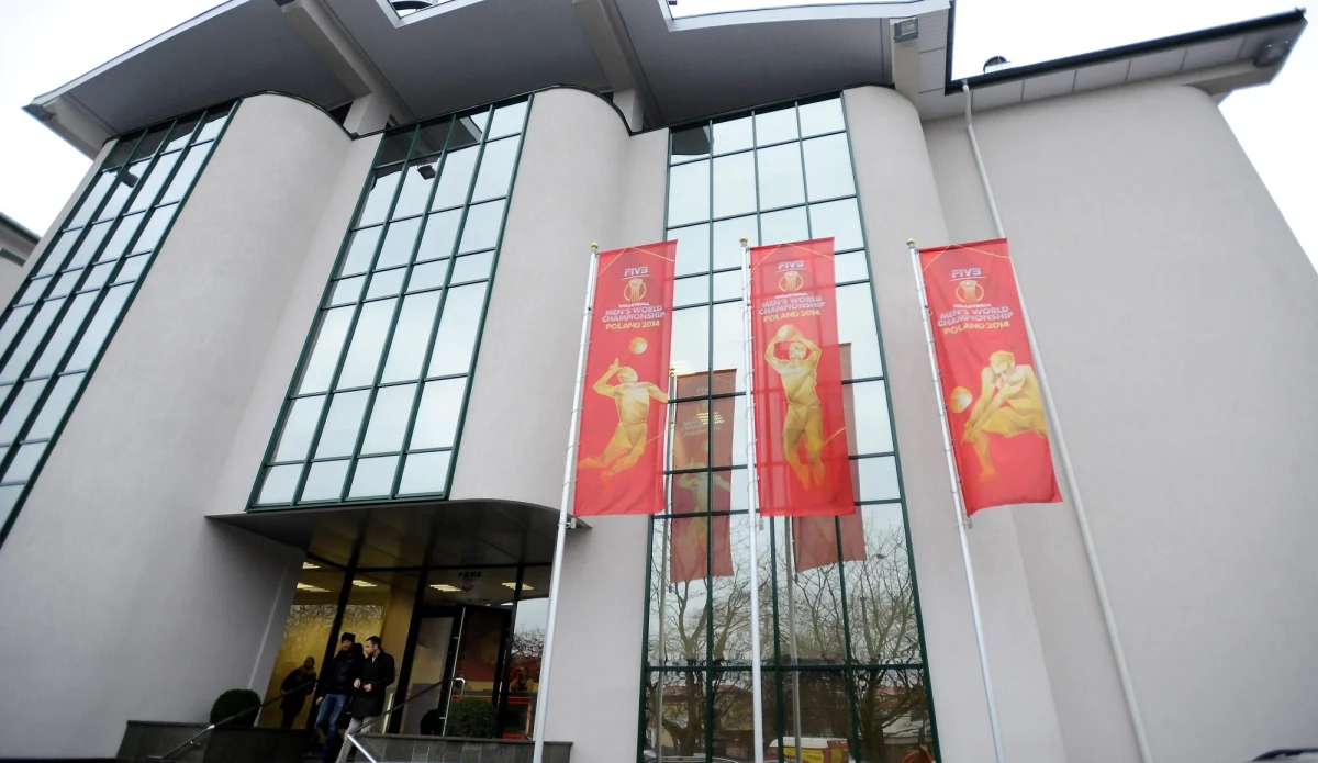 Drugi z zatrzymanych prezesów Polskiego Związku Piłki Siatkowej, Artur P. wyszedł na wolność. Po południu do prokuratury wpłynęło 600 tys. zł poręczenia majątkowego. Prokuraturze udało się już zebrać wystarczający materiał dowodowy, by przygotować akt oskarżenia. 