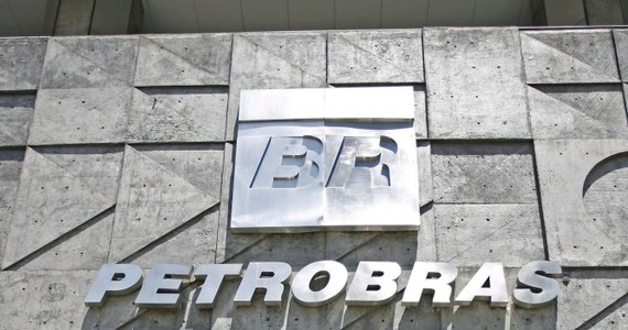 Były prezydent Brazylii oraz 12 senatorów i 22 deputowanych znalazło się wśród podejrzanych o malwersacje w państwowym koncernie energetycznym Petrobras. Prokuratorzy ustalili, że w ciągu ostatnich 10 lat największe firmy budowlane w kraju zapłaciły co najmniej 800 mln dolarów łapówek za sztuczne zawyżanie kontraktów. Petrobras miał stracić na tej przestępczej działalności 4 mld dolarów.