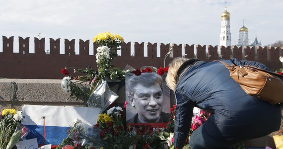 Nie było zleceniodawców zabójstwa Borysa Niemcowa - podaje rosyjska agencja Rosbałt, cytując anonimowych informatorów związanych z prowadzonym śledztwem. Rosyjski opozycjonista został zamordowany 27 lutego. Do tej pory w sprawie aresztowanych zostało 5 osób.