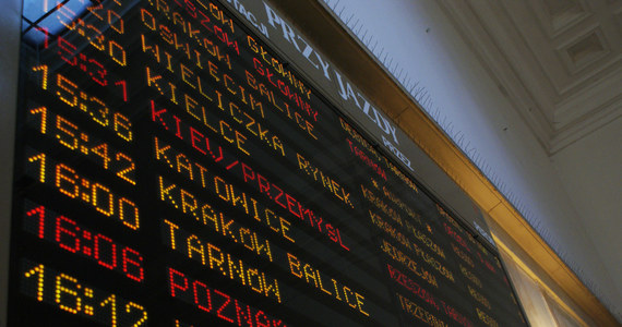 Pasażerowie mogą współtworzyć regionalny rozkład jazdy Kolei Śląskich i Przewozów Regionalnych, który będzie obowiązywał od grudnia. W ramach konsultacji w tej sprawie - do końca tygodnia - Urząd Marszałkowski czeka na uwagi i wskazówki podróżnych.  
