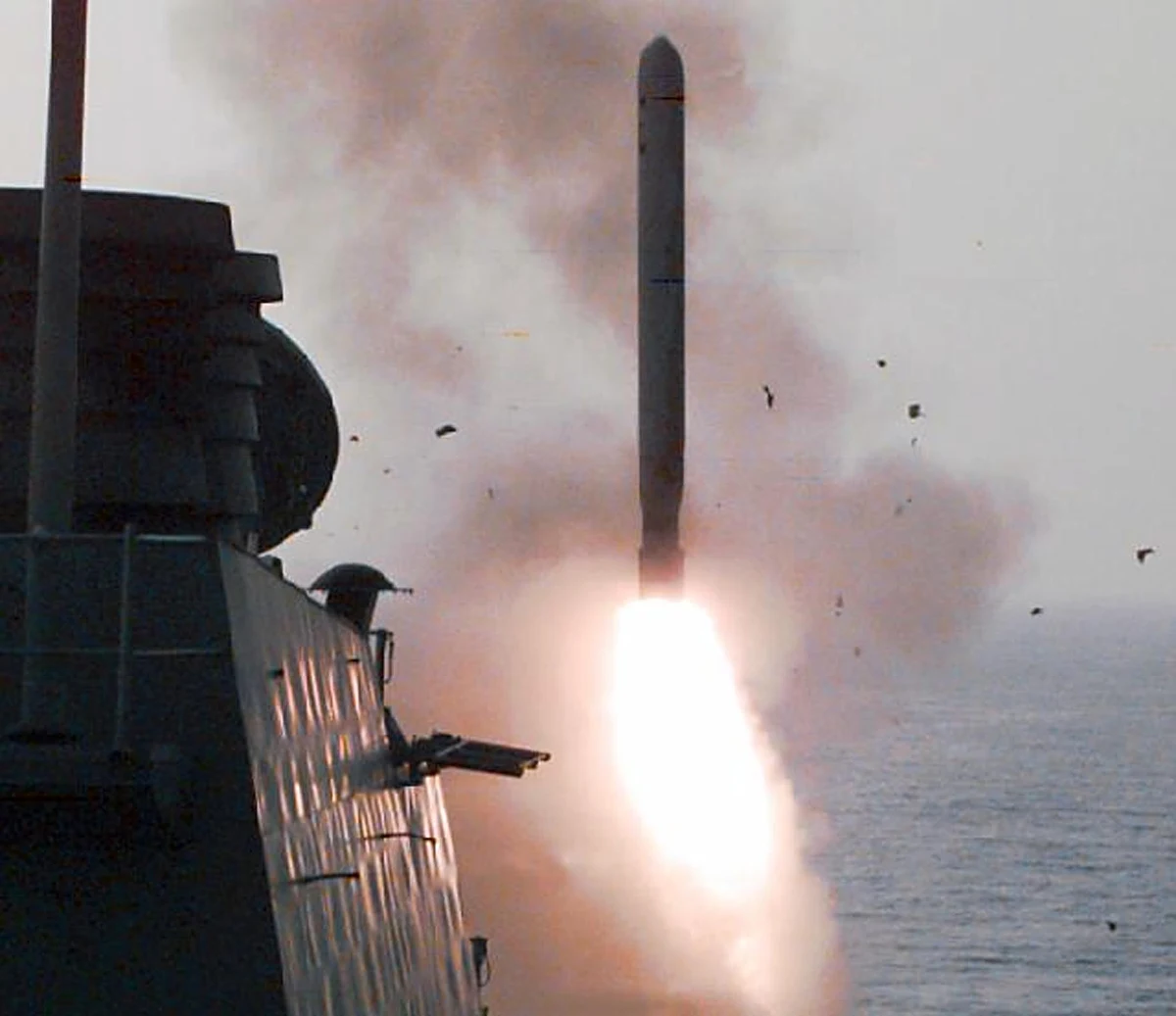 Przedstawiciele Ministerstwa Obrony Narodowej wystąpili do amerykańskiego Departamentu Stanu o możliwość zakupu rakiet manewrujących. To broń, która może posłużyć do odstraszania potencjalnego przeciwnika. Pisze o tym dzisiejszy „Dziennik Gazeta Prawna”.