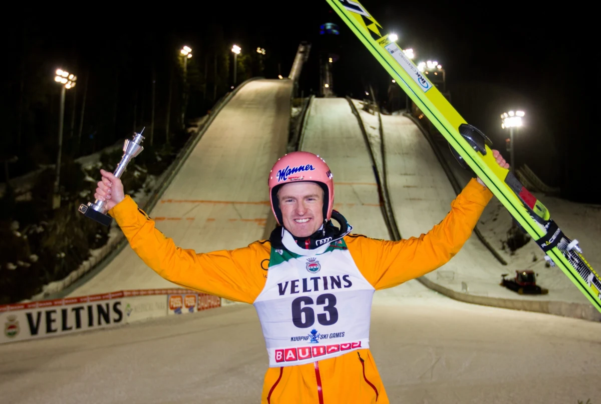 Kamil Stoch zajął 12. miejsce w konkursie Pucharu Świata w skokach narciarskich w norweskim Trondheim. Wygrał Severin Freund. Niemiec został nowym liderem klasyfikacji generalnej.