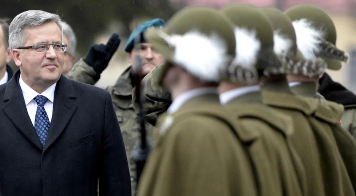 Sławomir Rybicki, pełnomocnik wyborczy komitetu Bronisława Komorowskiego złożył w siedzibie Państwowej Komisji Wyborczej 250 tys. podpisów z poparciem dla kandydatury ubiegającego się o reelekcję prezydenta. Jeśli okaże się, że co najmniej 100 tys. z nich zostało złożone w sposób prawidłowy, PKW będzie mogła oficjalnie zarejestrować Komorowskiego w zaplanowanych na 10 maja wyborach prezydenckich. 