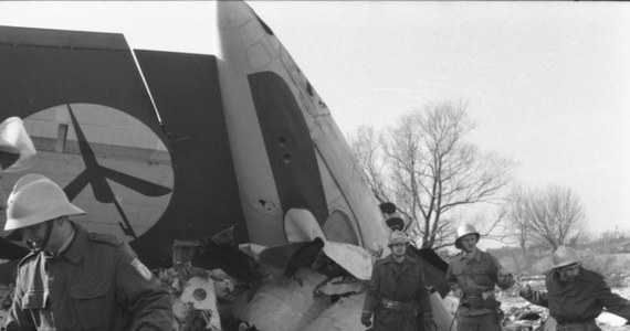 35 lat temu w pobliżu lotniska Okęcie rozbił się lecący z Nowego Jorku samolot PLL LOT IŁ-62 "Kopernik". Nikt nie przeżył tego wypadku. Wśród 87 ofiar była m.in. piosenkarka Anna Jantar.