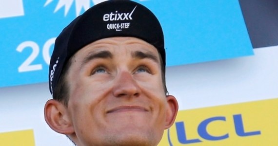 Mistrz świata Michał Kwiatkowski po raz drugi stracił koszulkę lidera wyścigu kolarskiego Paryż-Nicea. Odebrał mu ją Francuz Tony Gallopin, który wygrał w sobotę w Nicei przedostatni etap.