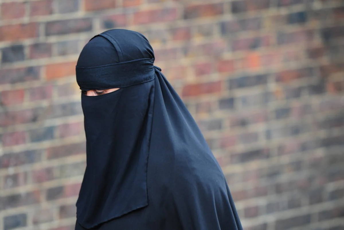 ​Mieszkająca w Holandii 33-letnia Czeczenka wyjechała z dwojgiem dzieci do Syrii, żeby przyłączyć się do dżihadystów z Państwa Islamskiego. Informacje na ten temat przekazali holenderscy prokuratorzy. Ani władze holenderskie, ani były mąż Czeczenki, nie byli w stanie powstrzymać jej przed wyjazdem. 