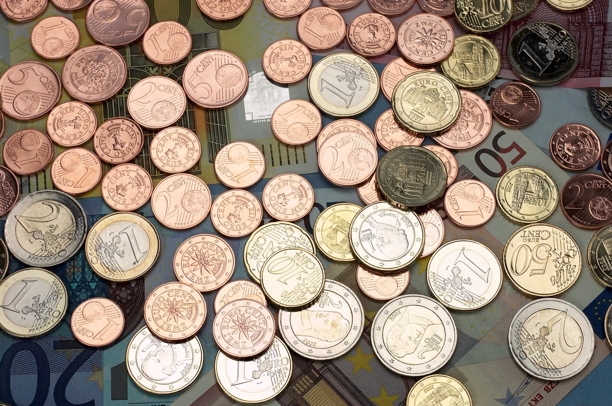 Para niemieckich turystów odwiedzających Nauplion na Peloponezie złożyła wizytę burmistrzowi i wpłaciła do kasy miejskiej 875 euro. "To przypadająca na nas część reparacji wojennych, które należą się Grekom za okres nazistowskiej okupacji" - oświadczyli. 