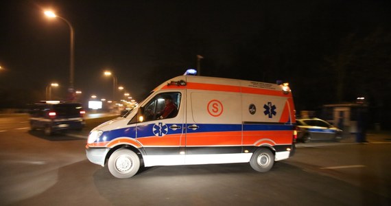 Pod opieką lekarzy z warszawskiego szpitala MSW jest już ośmioro Polaków, rannych w środowym zamachu terrorystycznym w Tunisie. Wczoraj późnym wieczorem wrócili do kraju specjalnymi samolotami. 