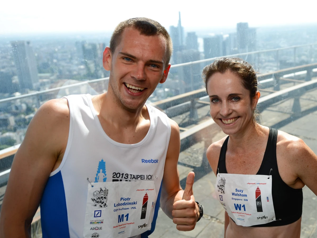 Piotr Łobodziński zajął pierwsze miejsce w biegu na szczyt Wieży Eiffla w Paryżu. Pokonanie 1 665 schodów zajęło mu 7 minut i 50 sekund.