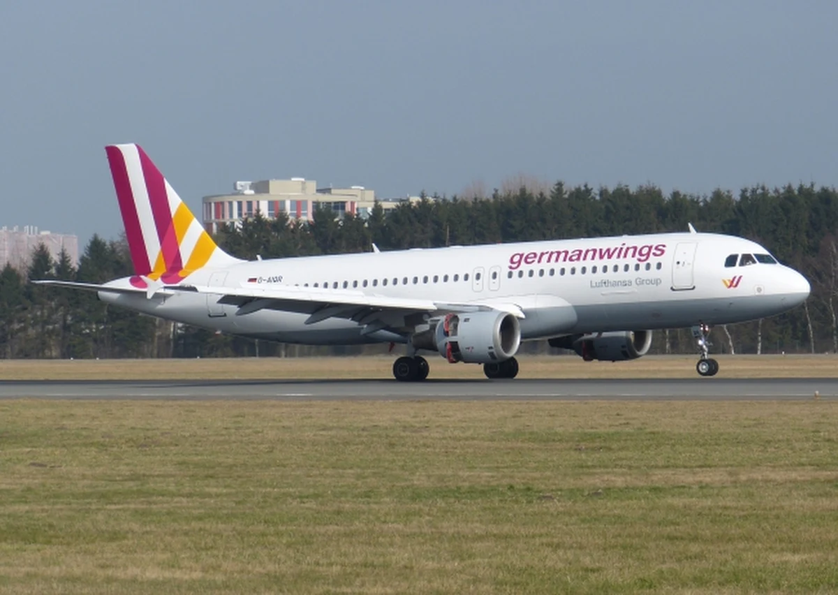 Samolot, lecący z Barcelony do niemieckiego Duesseldorfu, który rozbił się we Francji to Airbus A320. Jest on używany od ponad 27 lat. Model ten stanowi bezpośrednią odpowiedź europejskiego producenta na amerykańskiego Boeinga 737. Bardzo często korzystają z niego tanie linie lotnicze. 
