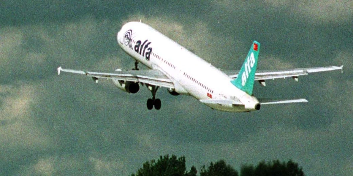 Brytyjskie media pisząc o katastrofie w Alpach przypominają o problemach bliźniaczego Airbusa A321, który  w ubiegłym roku miał problemy lecąc nad Hiszpanią. Europejska Agencja Bezpieczeństwa Lotniczego wydała po tym incydencie specjalne zarządzenie. Otrzymali je wszyscy piloci tej klasy Airbusów.