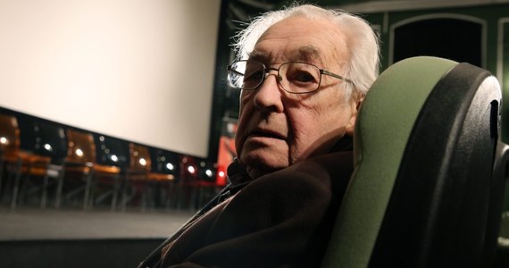 Andrzej Wajda otrzymał w Bari na południu Włoch specjalną nagrodę Międzynarodowej Federacji Krytyków Filmowych FIPRESCI z okazji jej 90-lecia. Polski reżyser został powitany owacją na stojąco.