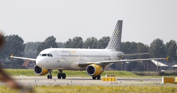 Samolot tanich hiszpańskich linii Vueling po starcie z Barcelony zawrócił, bo pilot wyczuł zapach spalenizny. Chodzi o Airbusa A320, czyli taką samą maszynę jak ta, która rozbiła się we wtorek w Alpach.