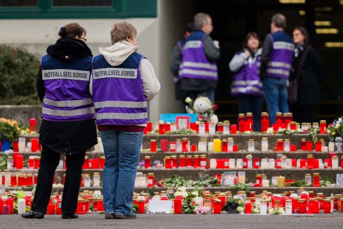 Szok, smutek i niedowierzanie - tak uczniowie gimnazjum w warmińsko-mazurskim Durągu komentują katastrofę airbusa we francuskich Alpach. W wypadku zginęli ich przyjaciele ze szkoły w Haltern am See. W maju mieli do nich pojechać na wymianę.