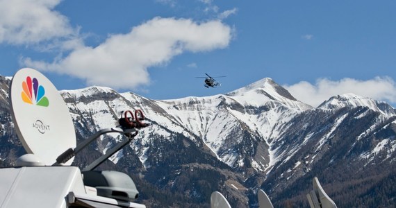 Na wszystkich dokumentach Andreasa Lubitza, który stoi za katastrofą airbusa linii Germanwings w Alpach, z jego zawodową licencją włącznie, jest oznaczenie SIC. To oznacza przypadek koniecznej regularnej i szczególnej opieki medycznej. O sprawie pisze niemiecki "Bild".