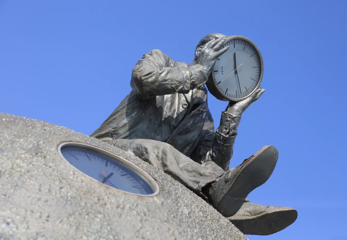 Czescy europarlamentarzyści nie chcą zmiany czasu i przekonują do tego Brukselę. Starają się przekonać Parlament Europejski, by uchwalił jeden czas na cały rok. Nie do końca tylko wiadomo, czy ma to być czas letni, czy zimowy. 