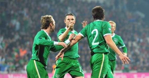 Mimo 35 lat na karku, Robbie Keane to wciąż najgroźniejszy napastnik reprezentacji Irlandii, z którą polscy piłkarze zmierzą się w niedzielę w meczu eliminacji mistrzostw Europy. Keane strzelił już w reprezentacyjnej koszulce 65 goli. Ale ma też inne talenty...