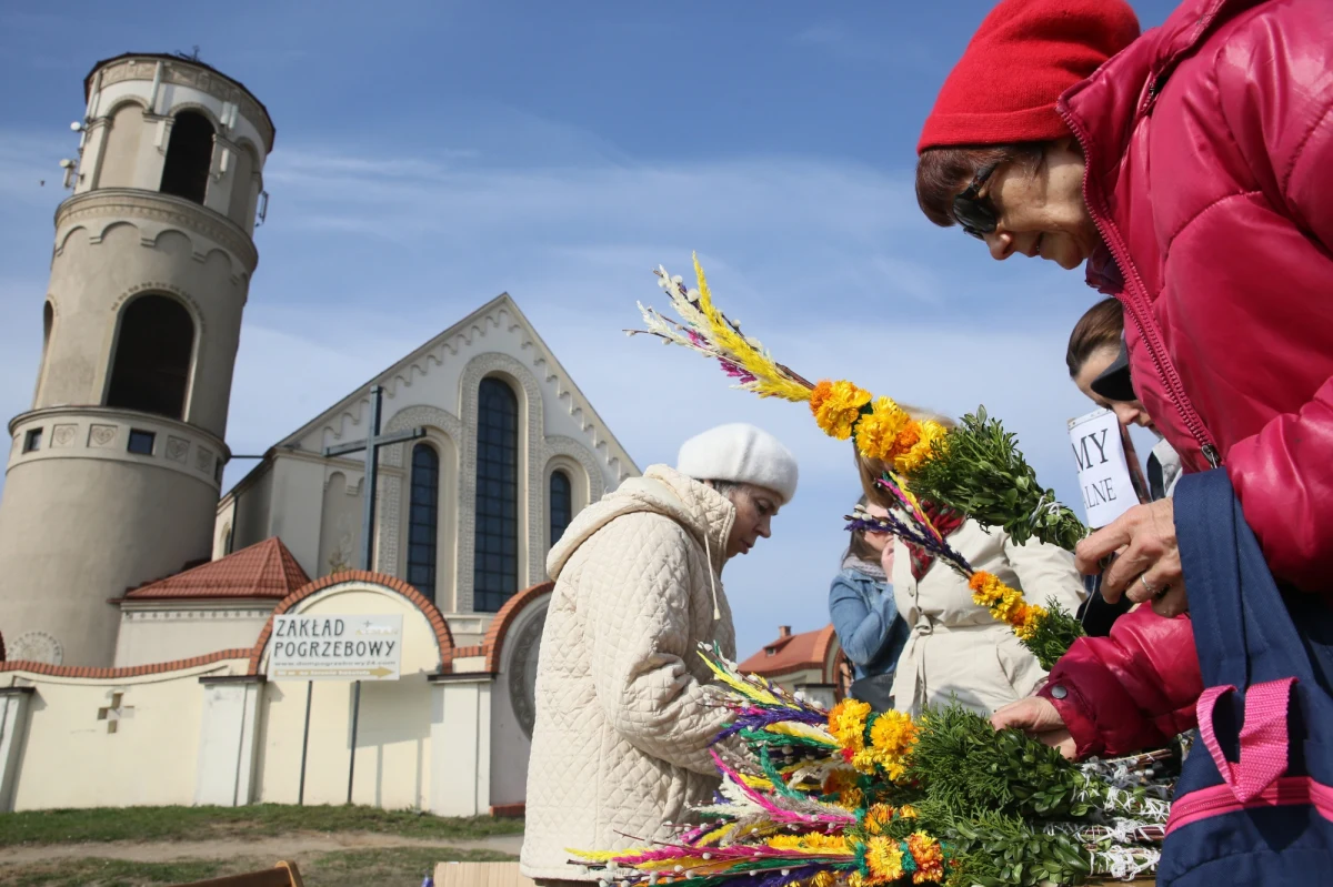 Dziś trzeci dzień Wielkiego Tygodnia - Wielki Wtorek. To dzień, w którym chrześcijanie słyszą zapowiedź zdrady Judasza i zaparcia się świętego Piotra. Według tradycyjnych wierzeń do dzisiaj powinny zakończyć się przedświąteczne porządki. 