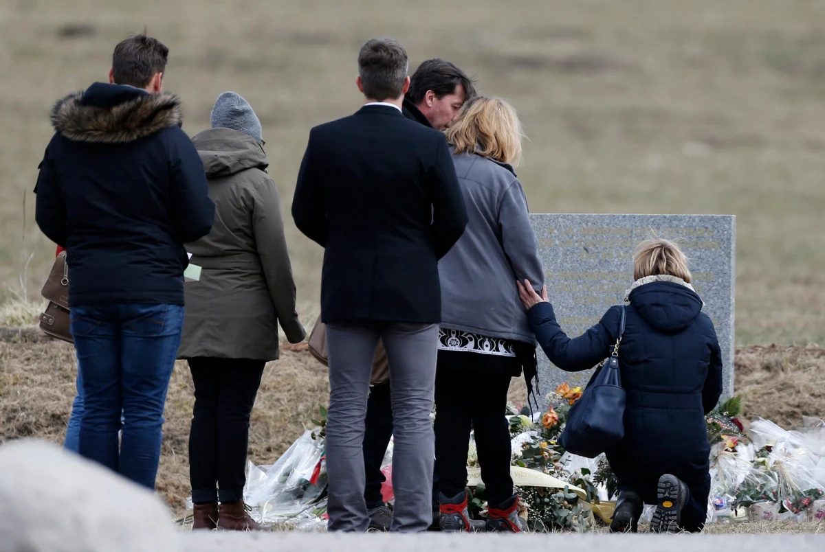 Germanwings może zapłacić rekordowe odszkodowanie krewnym ofiar katastrofy airbusa w Alpach, ponieważ pilot prawdopodobnie doprowadził do niej celowo. Tydzień temu w katastrofie samolotu lecącego z Barcelony do Duesseldorfu zginęło 150 osób.