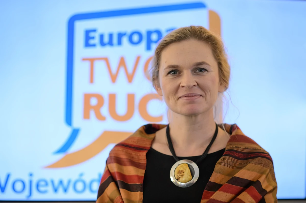 Zbliża się piąta rocznica katastrofy smoleńskiej. Naczelna Prokuratura Wojskowa ogłasza, że główną winę za katastrofę ponosi załoga tupolewa. Niemiecki dziennikarz śledczy twierdzi, że mogło dojść do zamachu i dodaje, że niemiecki służby znają nazwisko osoby odpowiedzialnej za to. Co się dzieje z polską lewicą? Czy powstanie nowa partia z nowymi pomysłami? W piątek gościem Konrada Piaseckiego w Kontrwywiadzie RMF FM będzie Barbara Nowacka z Fundacji im. Izabeli Jarugi-Nowackiej