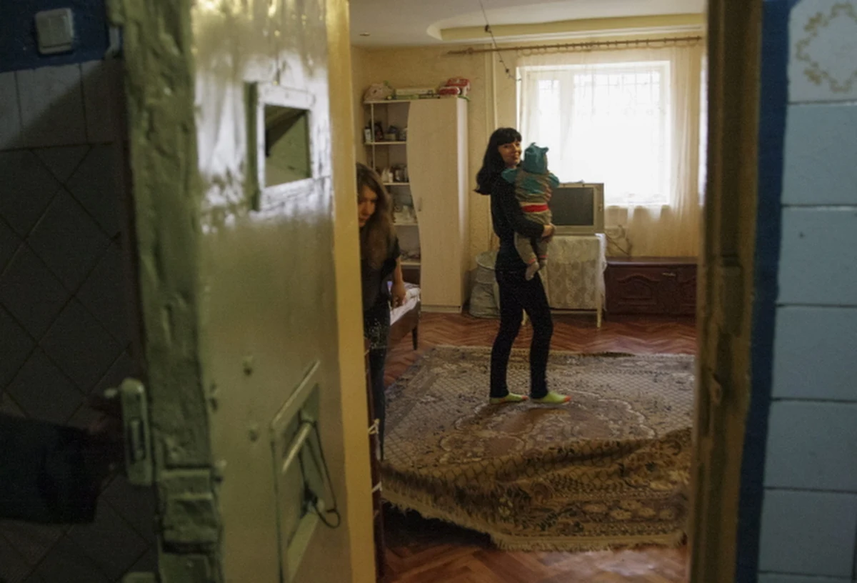 Na wschodzie Ukrainy, w rejonach objętych operacją sił rządowych przeciwko separatystom, pogłębia się katastrofa humanitarna - oświadczył rzecznik misji obserwacyjnej OBWE Michael Bociurkiw. 