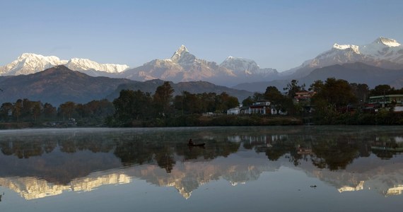 Osiem dni trwały poszukiwania Polki, która zaginęła w okolicach jeziora Phewa zachodnim Nepalu. W piątek jej ciało odnalazła miejscowa policja. 26-latka utonęła po tym jak wiatr przewrócił łódkę, którą podróżowała razem z trójką przyjaciół.