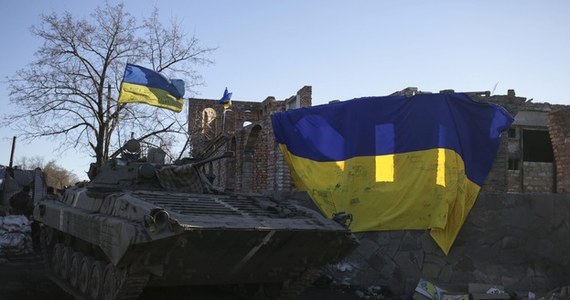 Premier Ukrainy Arsenij Jaceniuk w opublikowanym w sobotę wywiadzie dla dziennika "Sueddeutsche Zeitung" ocenia, że konflikt zbrojny w Donbasie nie zakończy się szybko, a jego kraj ma już niewiele czasu na przeprowadzenie niezbędnych reform.