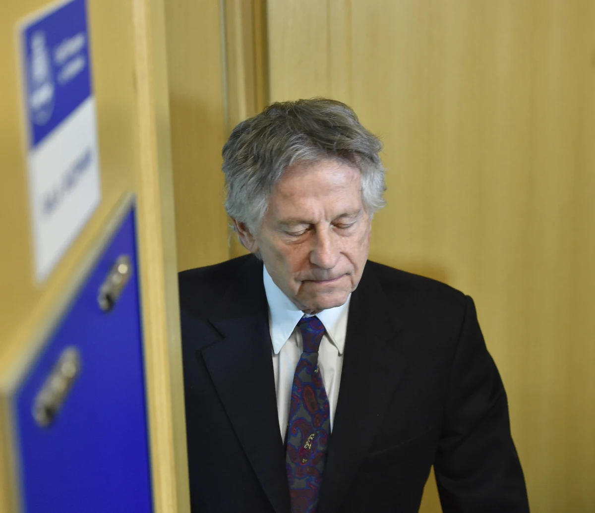 W krakowskim sądzie okręgowym odbyło się drugie posiedzenie w sprawie wniosku o ekstradycję do USA reżysera Romana Polańskiego. Reżyser nie został wezwany na posiedzenie, reprezentowali go dwaj adwokaci. 