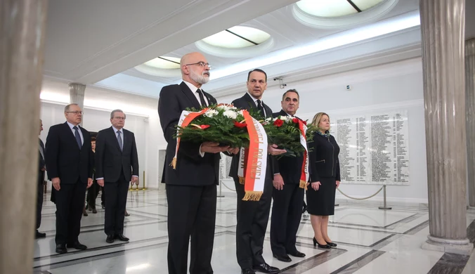 Sejm uczcił pamięć ofiar katastrofy smoleńskiej