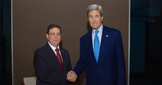 Pierwsze od ponad 50 lat spotkanie szefów dyplomacji USA i Kuby. Sekretarz stanu USA John Kerry i minister spraw zagranicznych Kuby Bruno Rodriguez spotkali się w stolicy Panamy. 