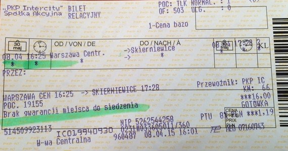 "Jesteśmy w kontakcie z pasażerami trasy Łódź-Warszawa. Będziemy starali się wypracować z nimi jak najszybciej jakieś rozwiązania" - w ten sposób PKP Intercity odpowiada na problem z miejscówkami w pociągach na tej popularnej trasie. Pasażerowie z biletami miesięcznymi zorganizowali "protest miejscówkowy" po tym, jak w Wielki Piątek zostali wyproszeni z jednego z pociągów, by ustąpić pierwszeństwa podróżnym z miejscówkami.