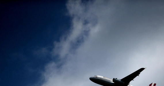 Niemiecka policja otrzymała wieczorem informację, że na pokładzie samolotu linii Germanwings, który miał lecieć do Włoch, znajduje się bomba. Na krótko przed startem ewakuowano załogę i wszystkich pasażerów maszyny - poinformowały linie lotnicze.