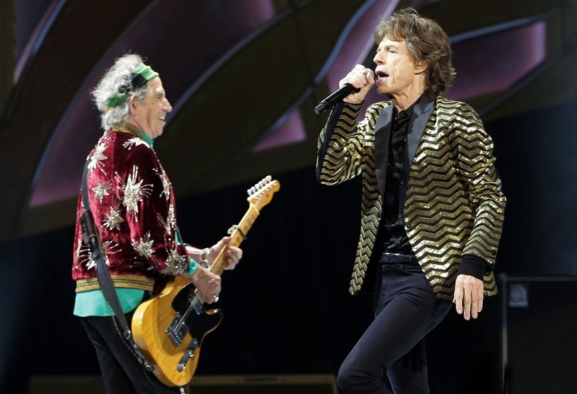 Członkowie słynnej brytyjskiej grupy The Rolling Stones od kwietnia wymieniają się pomysłami na piosenki. Powstanie 25. studyjnej płyty w dyskografii zespołu jest niemal przesądzone.