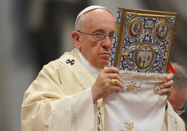 Franciszek: Kościół nie może gromadzić bogactw