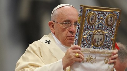 Franciszek: Kościół nie może gromadzić bogactw