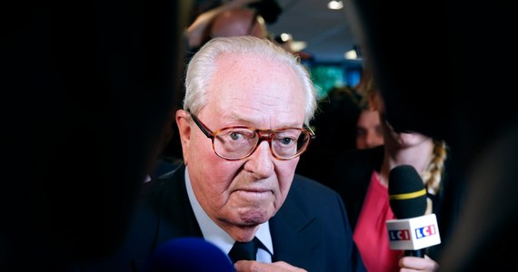 "Będę członkiem europarlamentu przez cztery kolejne lata, dlatego nie przewiduję przejścia na emeryturę” – powiedział w wywiadzie dla agencji Reutera założyciel Frontu Narodowego Jean-Marie Le Pen. „Będę trwał do czasu, aż Szef nie weźmie mnie do siebie" – zapowiedział kontrowersyjny polityk.