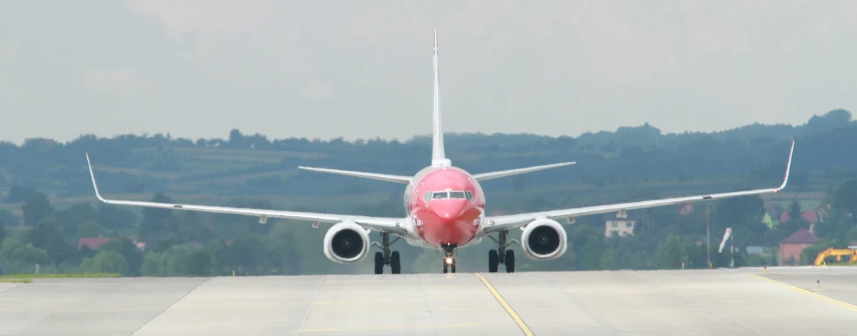 Szykuje się rewolucja w lotnictwie. Niemieccy kontrolerzy ruchu lotniczego chcą wprowadzenia rozwiązań, które pozwalałyby im na przejęcie kontroli nad lecącym samolotem. Chodzi o to, by zapobiec katastrofom takim jak w marcu w Alpach.
