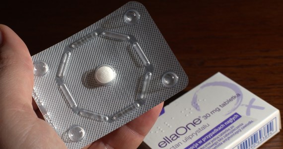 Dziś wchodzi w życie zmienione rozporządzenie ministra zdrowia, na mocy którego antykoncepcja awaryjna "ellaOne" - tzw. pigułka "dzień po" - będzie dostępna bez recepty wyłącznie dla osób, które ukończyły 15. rok życia.
