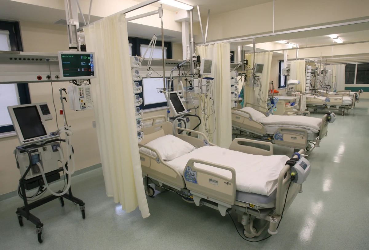 "Chorzy na mukowiscydozę potrzebują nas - zdrowych. Możemy biegać, oddychać - dla nich to jest ogromny wysiłek" - mówi Dorota Hedwig, prezes Polskiego Towarzystwa Walki z Mukowiscydozą. I zachęca do wzięcia udziału w akcji "Biegasz dla siebie, pobiegnij dla innych". Jeśli do końca maja Polacy przebiegną 10 milionów kilometrów, sponsor Justyny Kowalczyk wpłaci 100 tysięcy złotych na rzecz Polskiego Towarzystwa Walki z Mukowiscydozą. "Pieniądze przeznaczymy na wyremontowanie Instytutu Matki i Dziecka w Warszawie, na poprawę warunków leczenia" - dodaje Hedwig. 