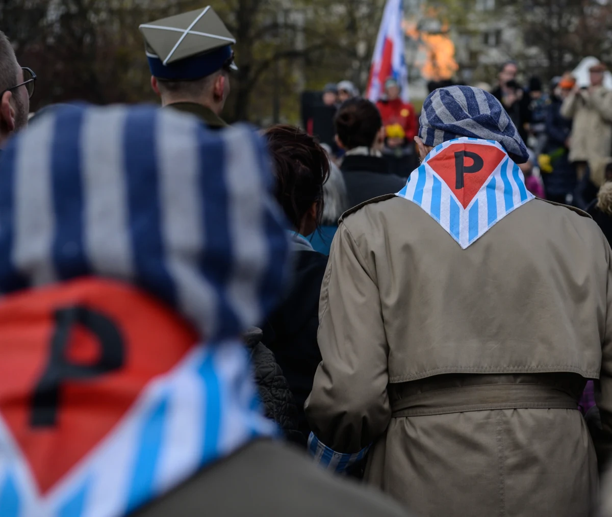 Polska liczy, że z Waszyngtonu popłyną dzisiaj słowa przeprosin za niefortunną wypowiedź szefa FBI. Szef polskie dyplomacji Grzegorz Schetyna powiedział, że mogą to być przeprosiny od samego autora tej wypowiedzi lub od administracji waszyngtońskiej.