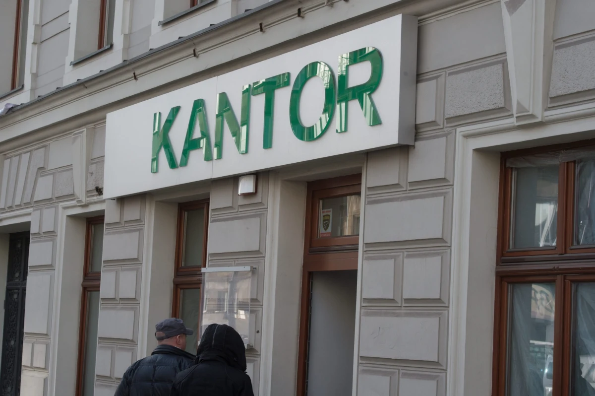 Na dożywocie skazał krakowski sąd dwóch przywódców gangu zabójców kantorowców. Mężczyźni zamordowali pięć osób. Dzisiejszy wyrok przyjęli bez emocji. 