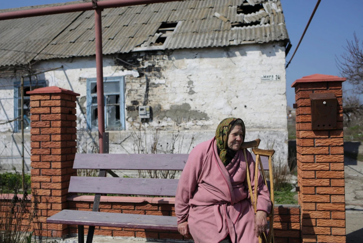 Separatyści coraz śmielej atakują okolice położonego na wschodzie Ukrainy Mariupola. W czasie ataków na leżąca na przedmieściach miasta wieś Szyrokino używają czołgów i moździerzy dużego kalibru - mówi Andrzej Iwaszko z Polsko-Ukraińskiego Stowarzyszenia Kulturalnego w tym mieście. "Dziś już z pięć razy ostrzelali" - informuje w rozmowie z RMF FM i apeluje o pomoc w ewakuacji mieszkających w Mariupolu naszych rodaków.