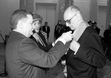Władysław Bartoszewski nie żyje. Politycy: Potrafił pięknie się różnić. Uczył, jak żyć pod prąd